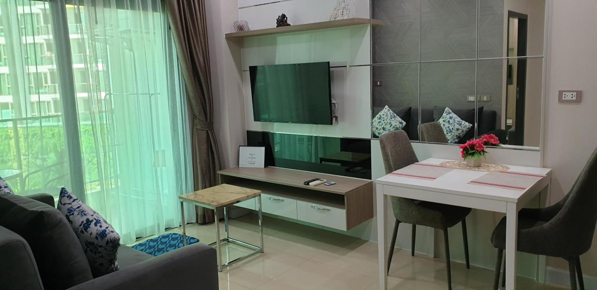 Dusit Grand Condo View Jomtien Beach Buitenkant foto