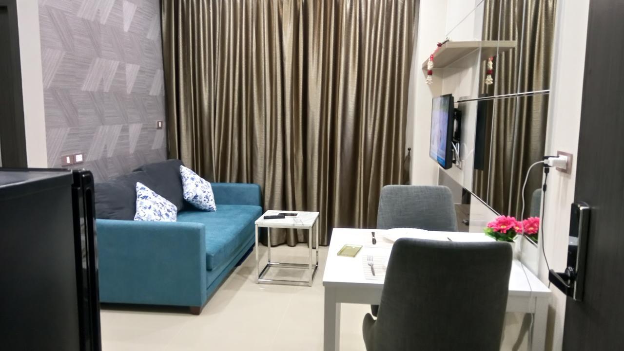 Dusit Grand Condo View Jomtien Beach Buitenkant foto