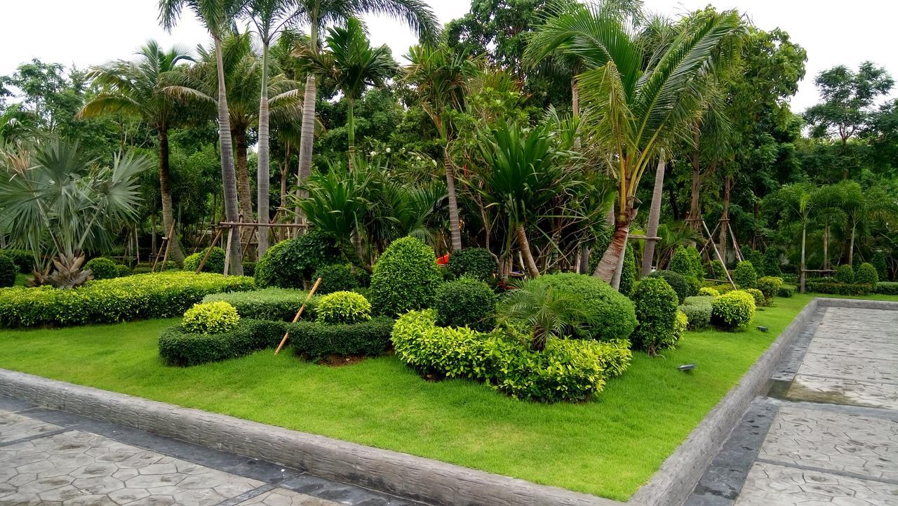 Dusit Grand Condo View Jomtien Beach Buitenkant foto