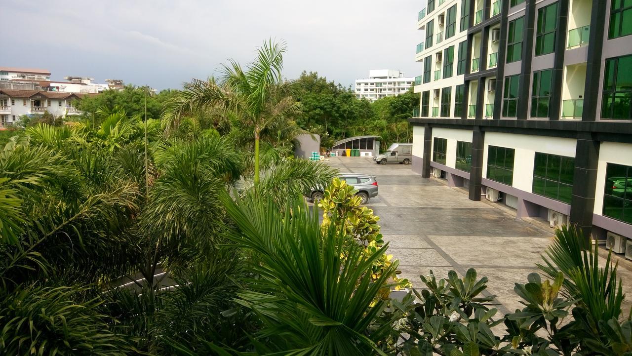 Dusit Grand Condo View Jomtien Beach Buitenkant foto